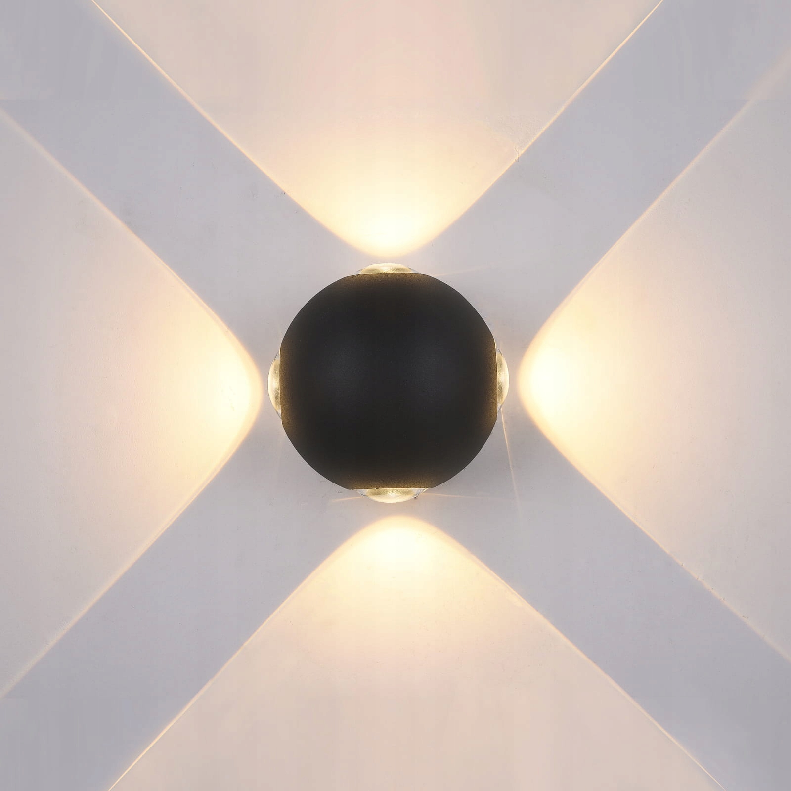 Vonkajšie fasádne svietidlo - Nástenné lampy externé trivento čierny kurta malé 4w