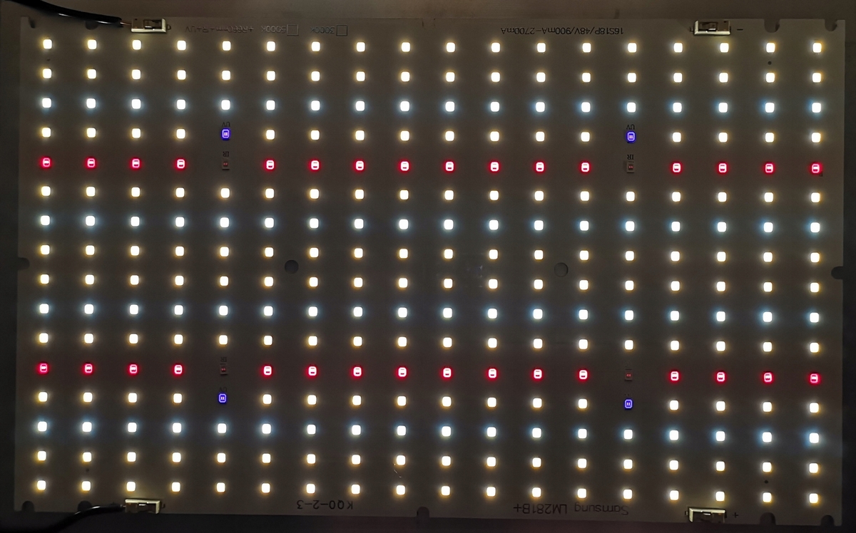 Osvetlenie pre rastliny - LED panel 120W LM281B + 660NM + UV + IR