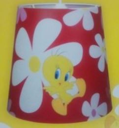 závesná lampa Tweety Sladké vtáčisko visiace zo stropu